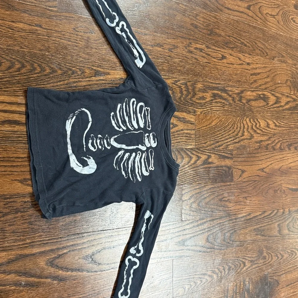 Carter’s Boys Black Gray 2pc Halloween skeleton Pajama Set Size 7